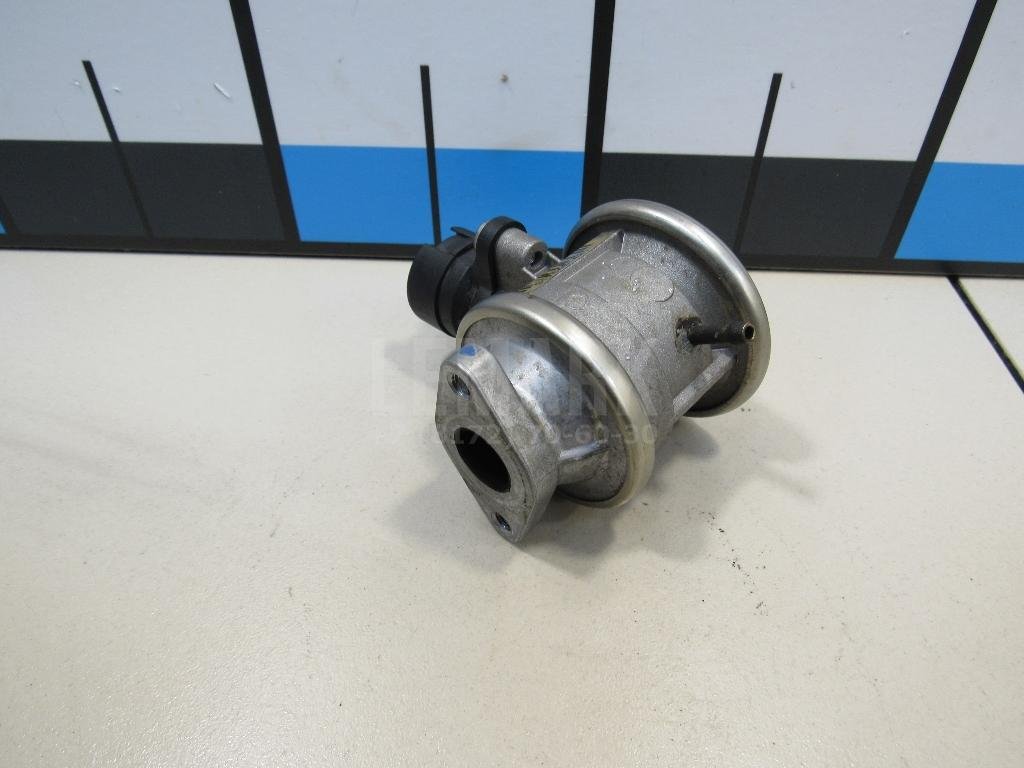 Клапан рециркуляции выхлопных газов