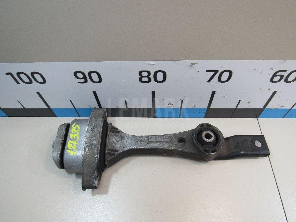 Опора КПП задняя