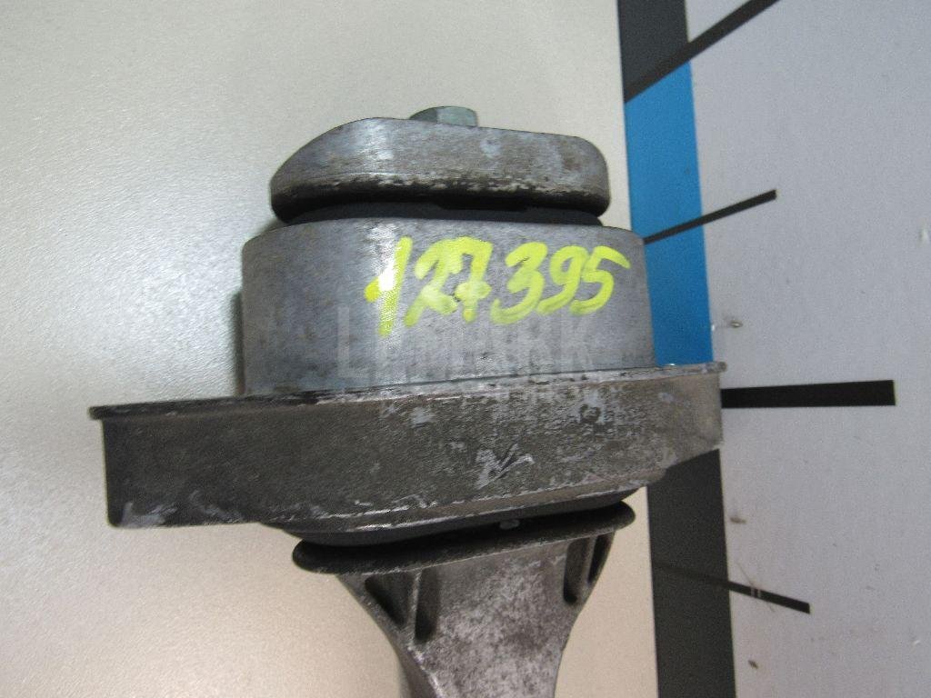 Опора КПП задняя