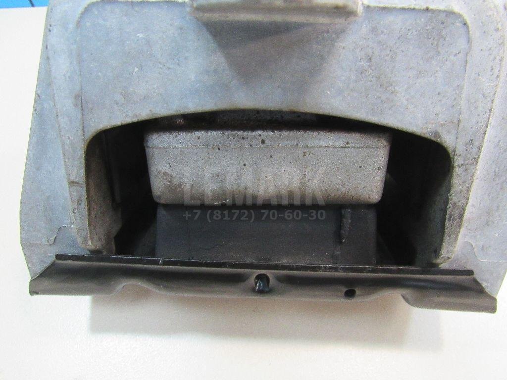 Опора двигателя левая