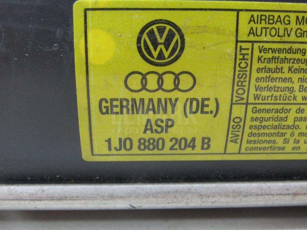 Подушка безопасности пассажирская (в торпедо)