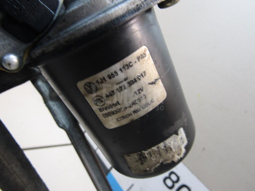 Трапеция стеклоочистителей