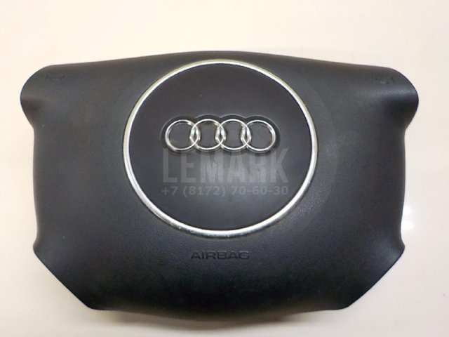 Подушка безопасности в рулевое колесо
