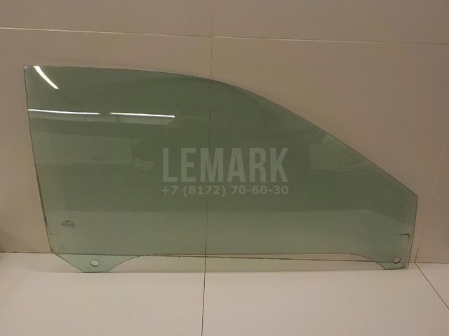 Стекло двери передней правой