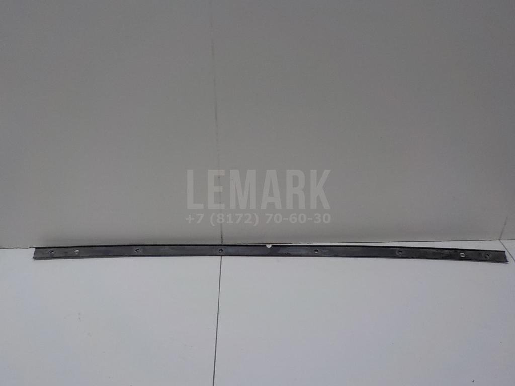 Кронштейн заднего бампера