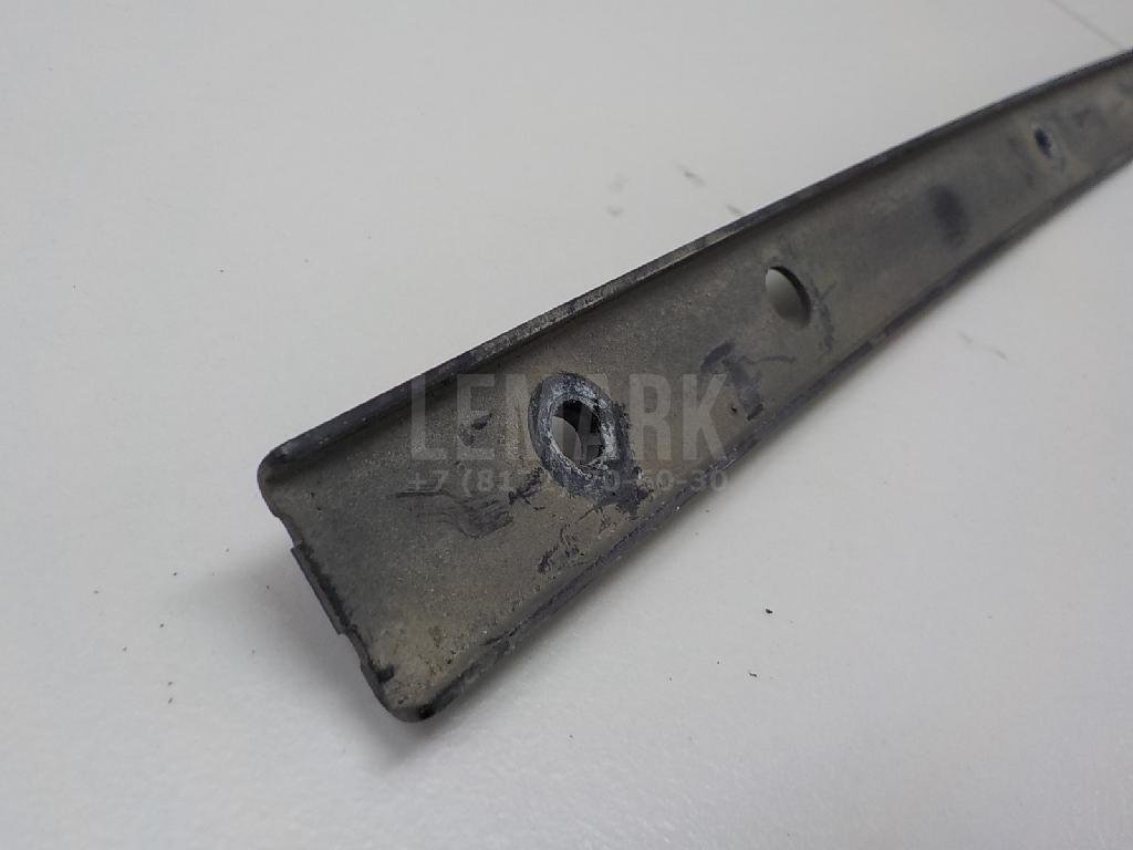 Кронштейн заднего бампера