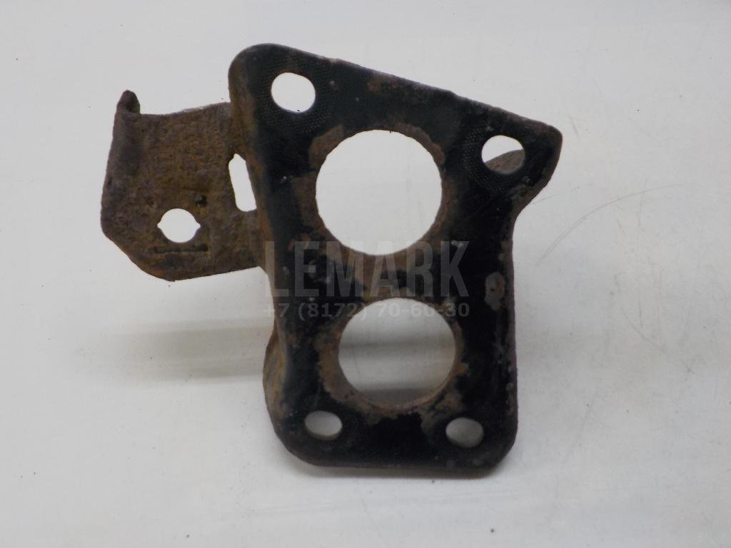 Кронштейн задней балки