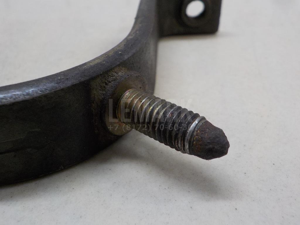 Крепеж рулевой рейки