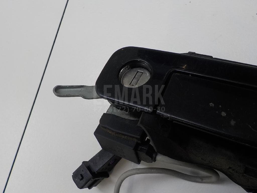 Ручка двери передней наружная правая