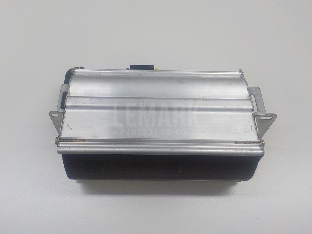 Подушка безопасности пассажирская (в торпедо)