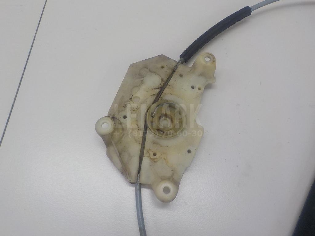 Стеклоподъемник электр. задний правый