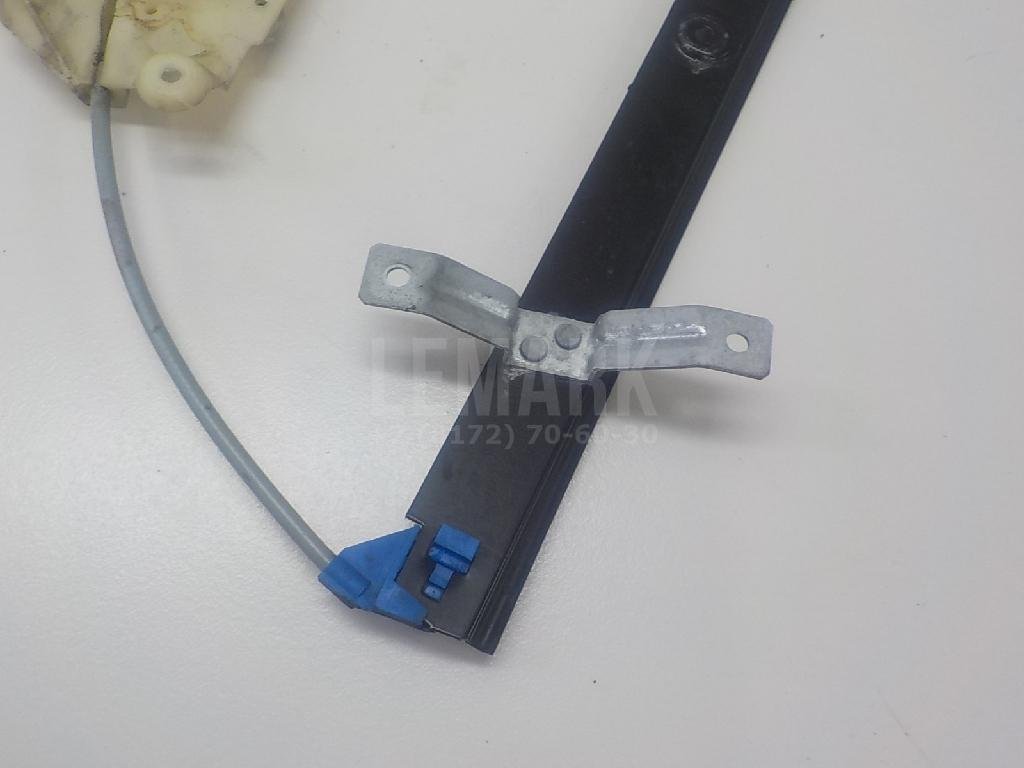 Стеклоподъемник электр. задний правый