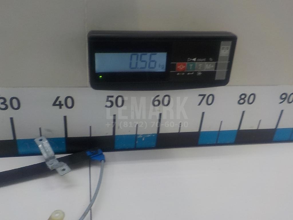 Стеклоподъемник электр. задний правый