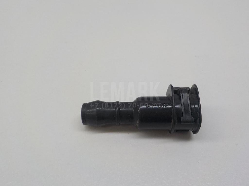 Штуцер трубки омывателя