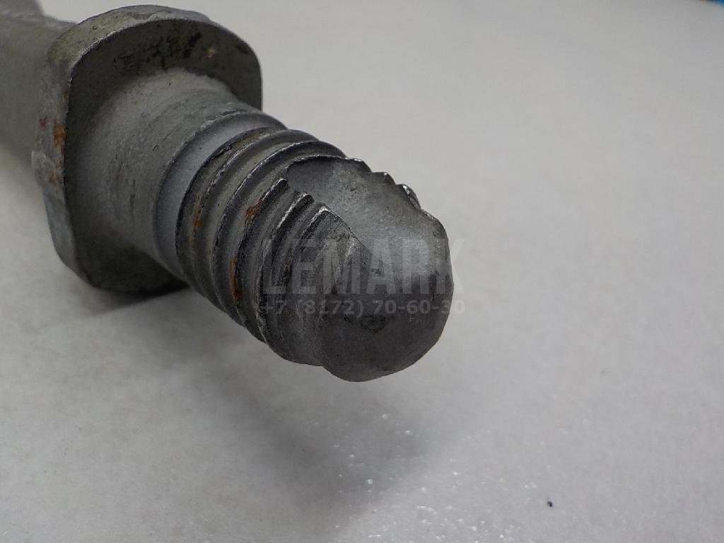 Крюк буксировочный