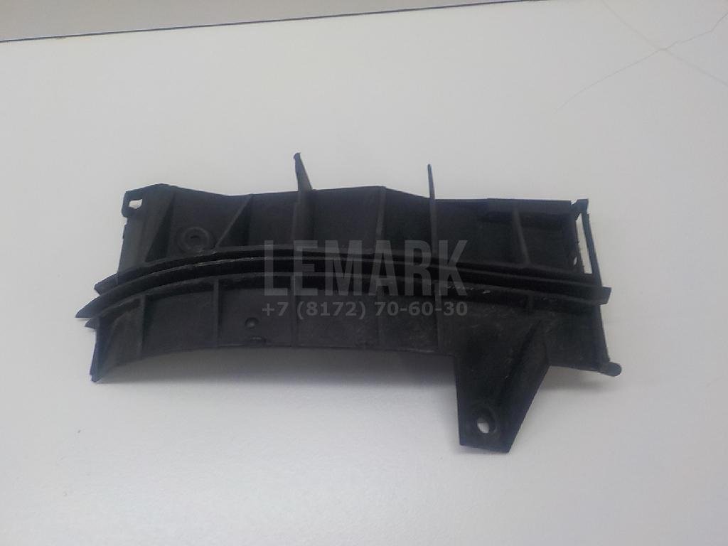 Направляющая заднего бампера левая