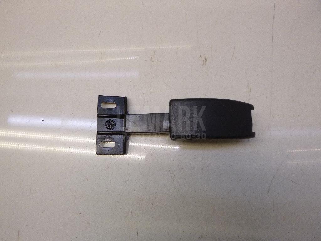 Замок бокового стекла