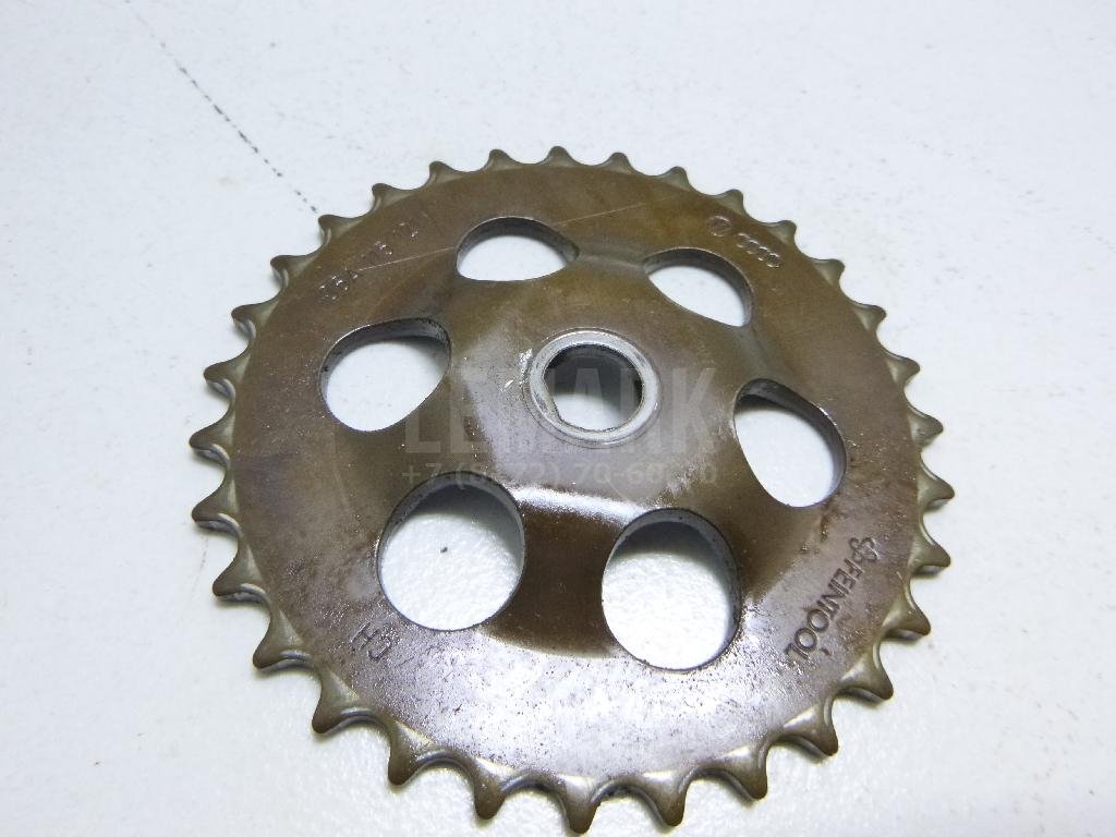 Шестерня привода масляного насоса