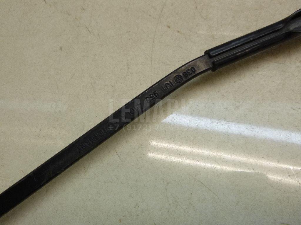 Поводок стеклоочистителя передний правый