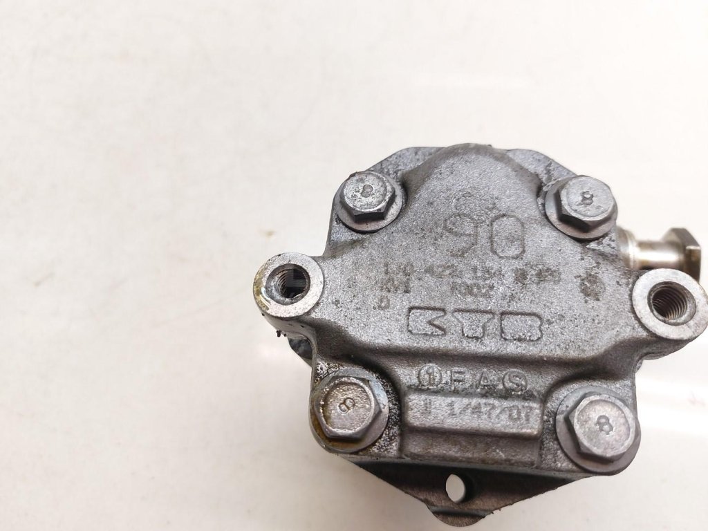 Насос гидроусилителя