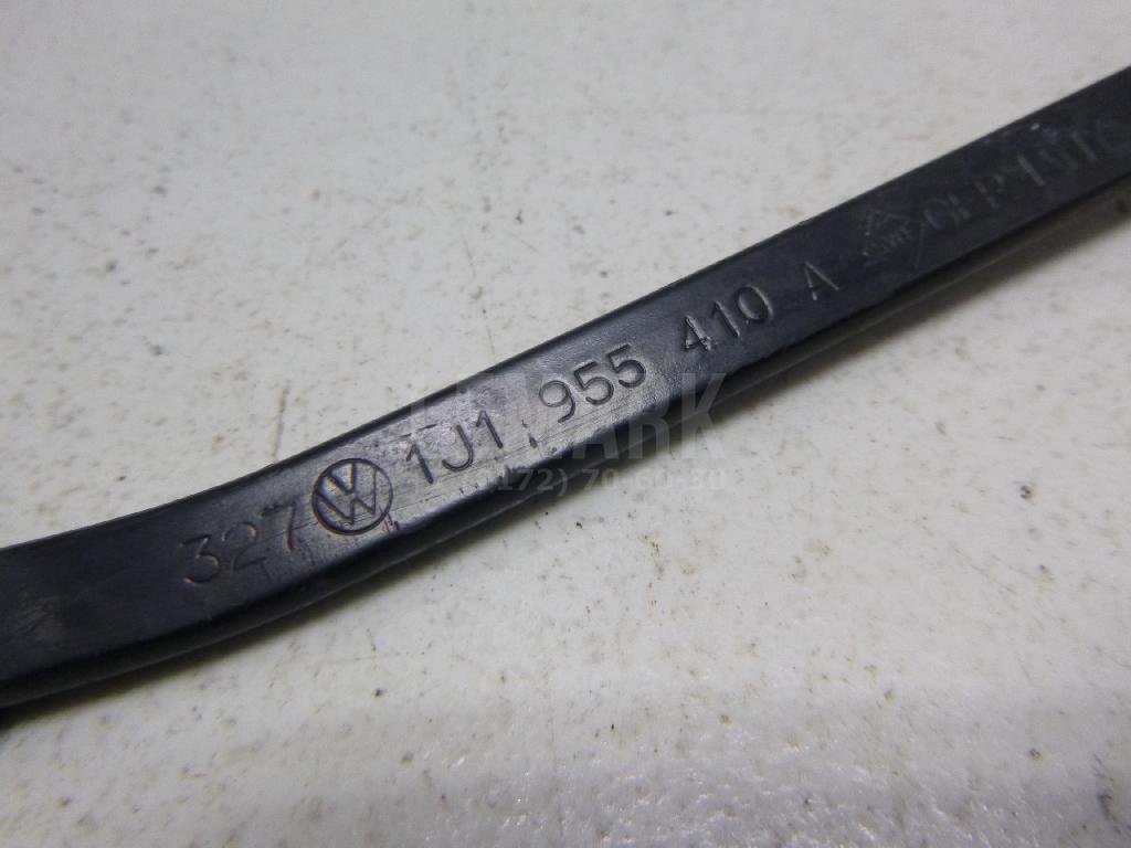 Поводок стеклоочистителя передний правый