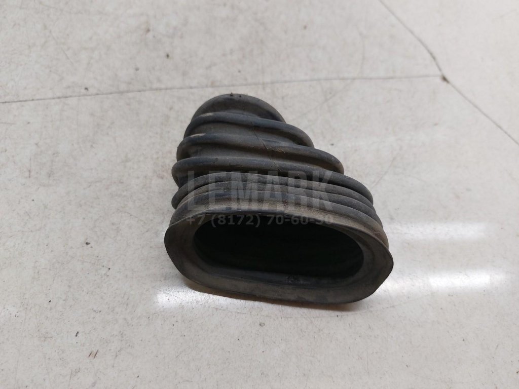 Уплотнитель (наружный) для  Audi A1 (8X) 2010-2018