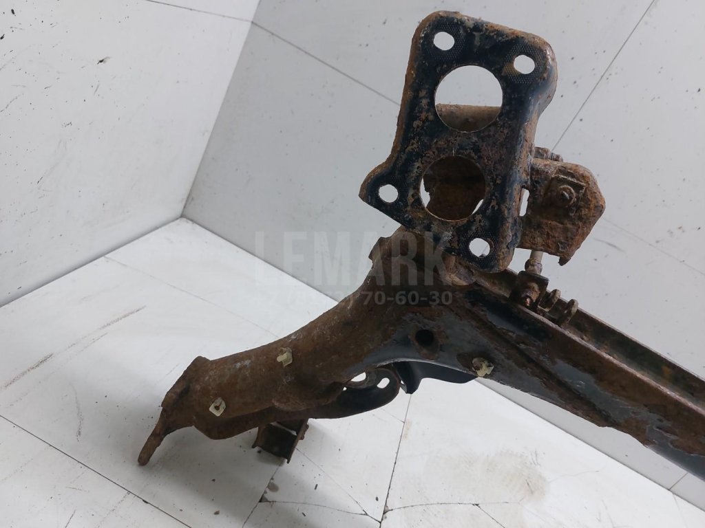 Балка задняя