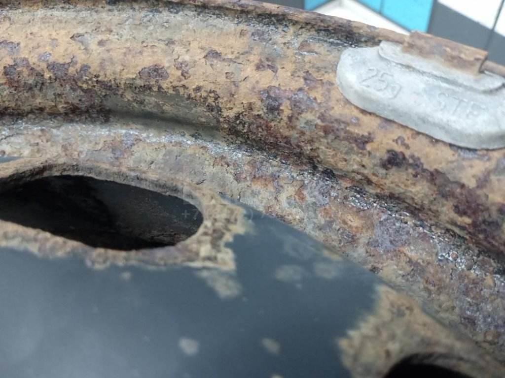 Диск колесный железо