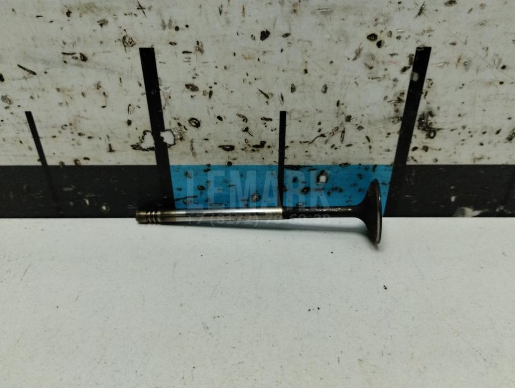 Клапан впускной