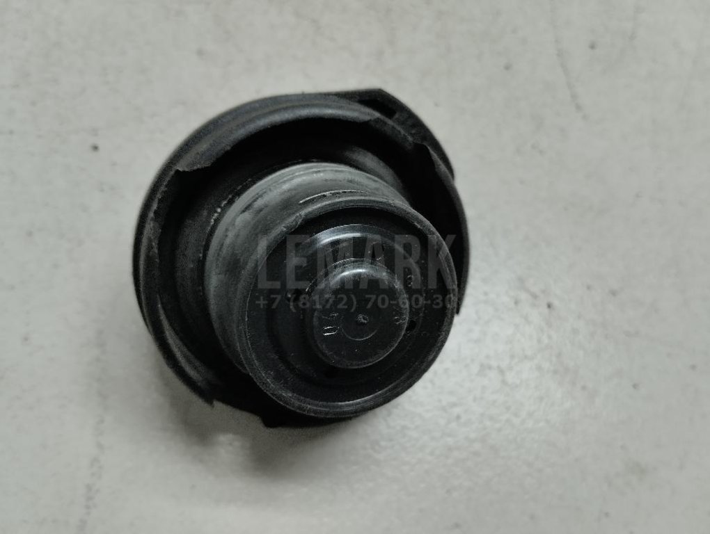 Крышка топливного бака