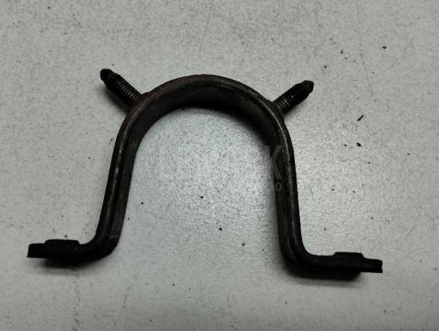 Крепеж рулевой рейки