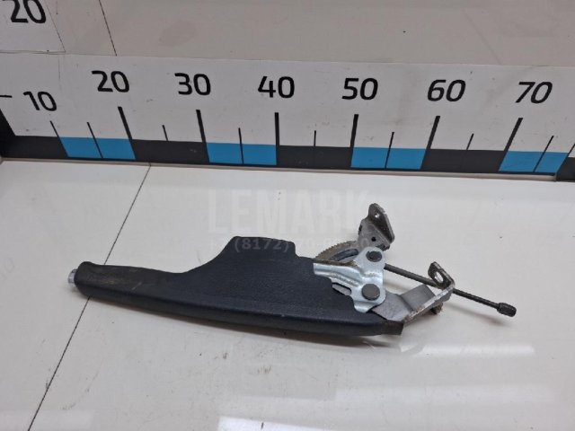 Рычаг стояночного тормоза