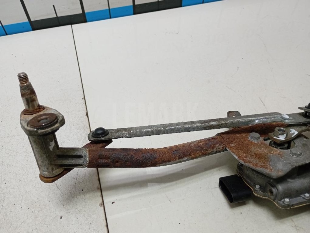 Трапеция стеклоочистителей