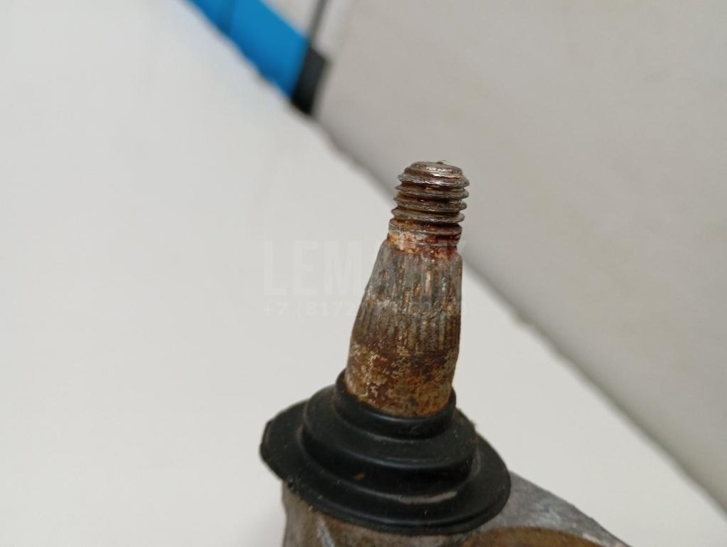 Трапеция стеклоочистителей