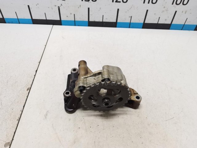 Насос масляный