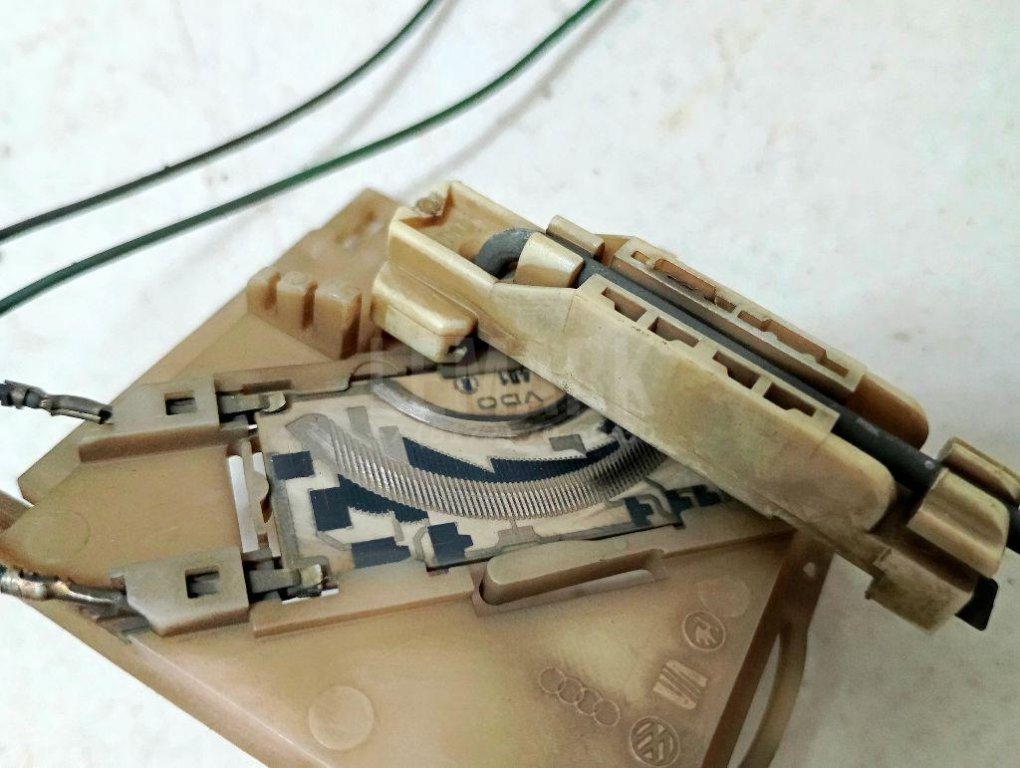 Датчик уровня топлива