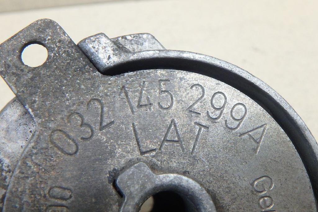 Ролик-натяжитель ручейкового ремня