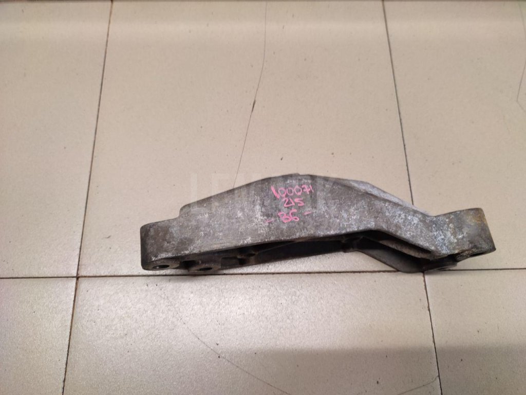 Кронштейн КПП