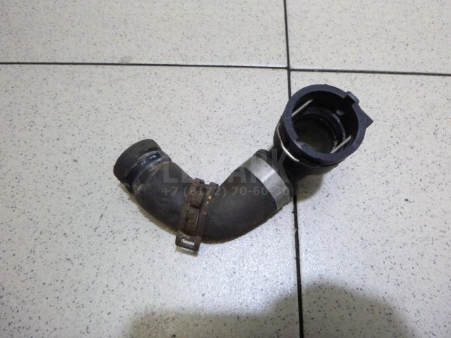 Патрубок отопителя
