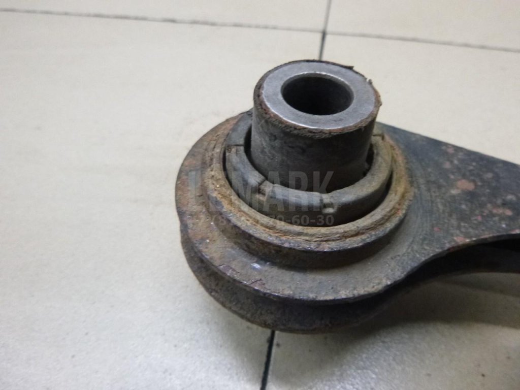 Тяга задняя поперечная