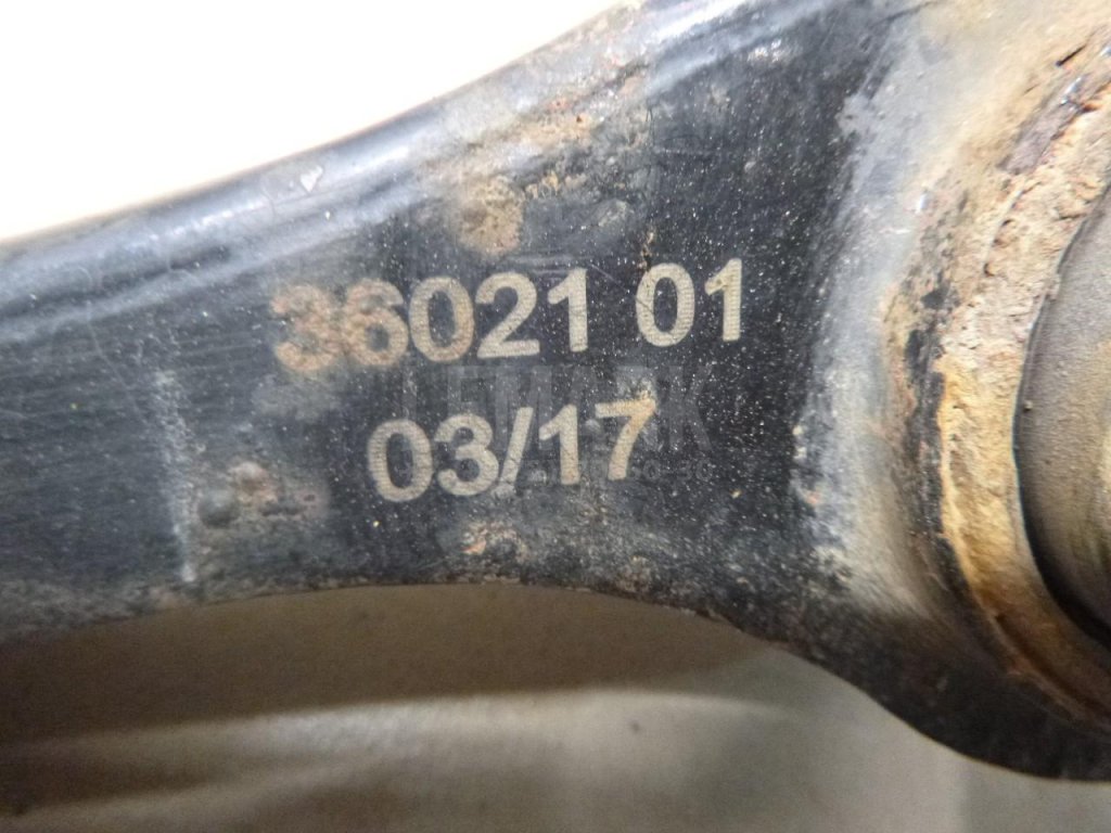 Тяга задняя поперечная