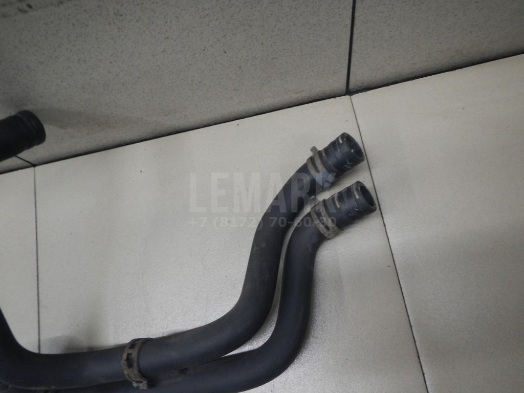 Патрубок отопителя