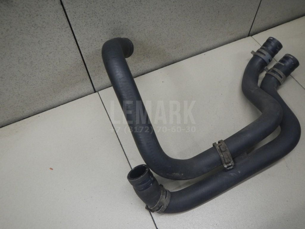 Патрубок отопителя