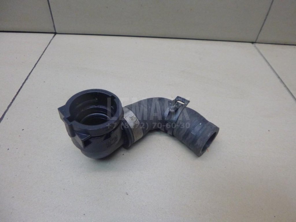 Патрубок отопителя