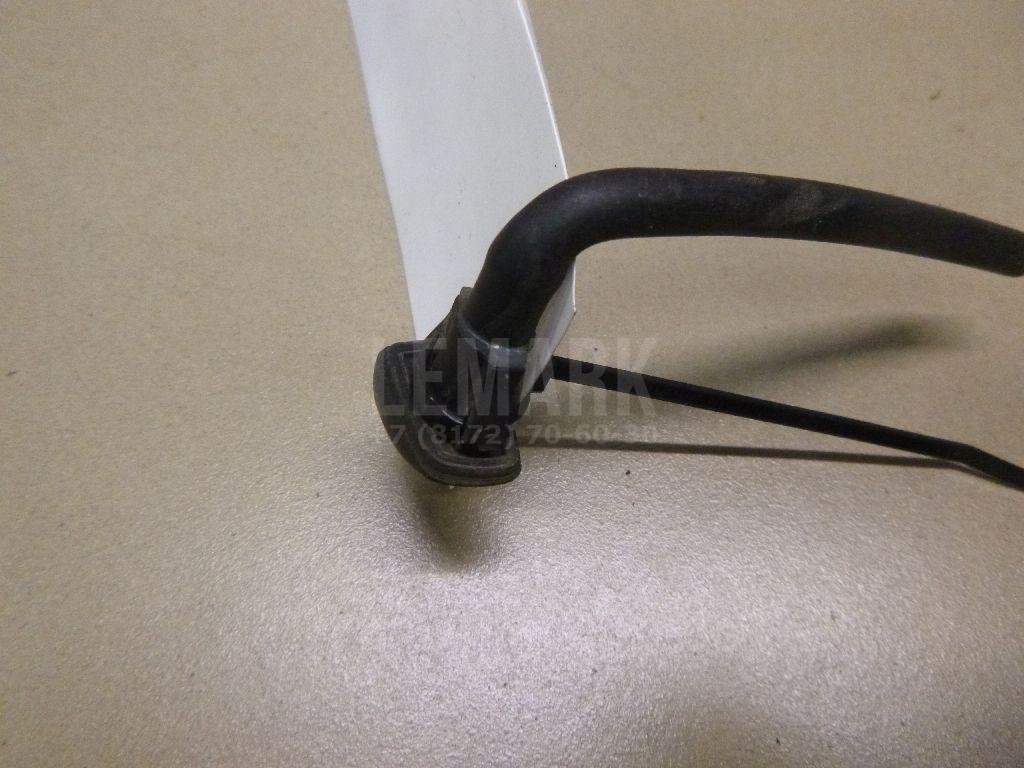 Форсунка омывателя зад стекла