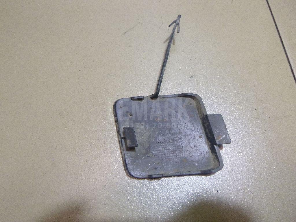 Заглушка буксировочного крюка