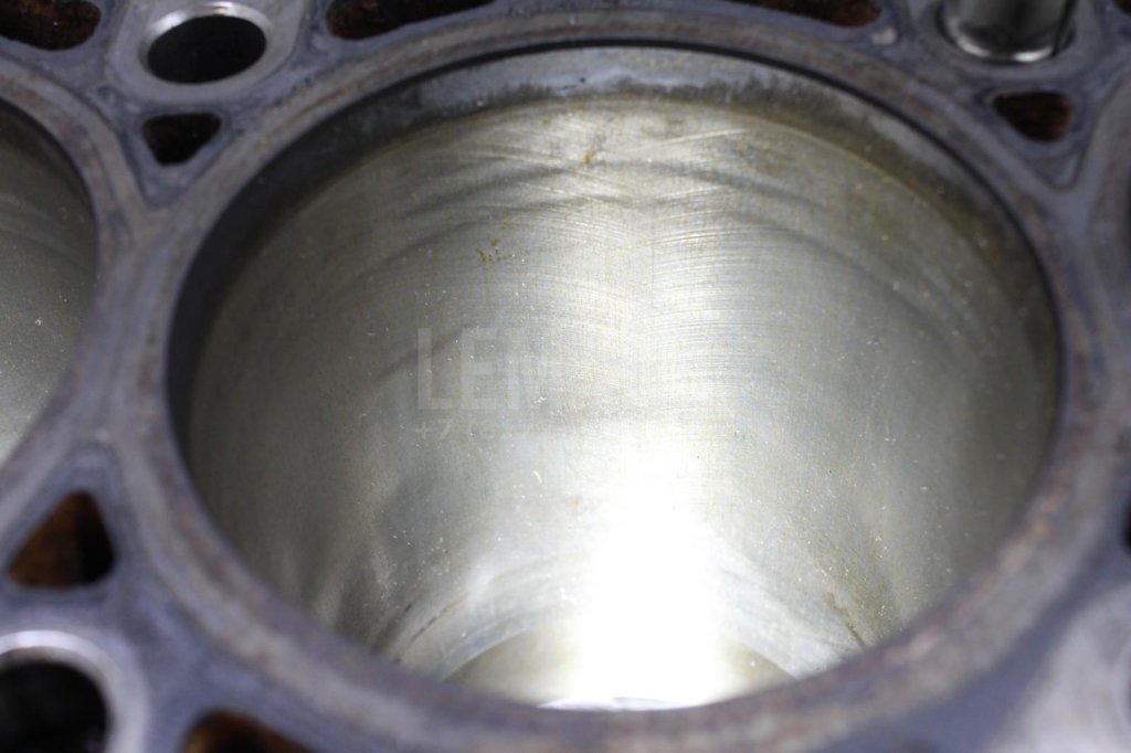 Блок двигателя