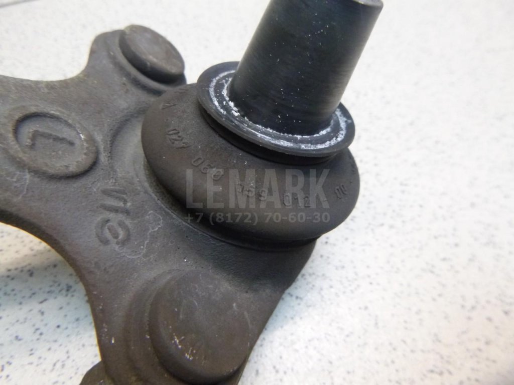 Опора шаровая левая передней подвески