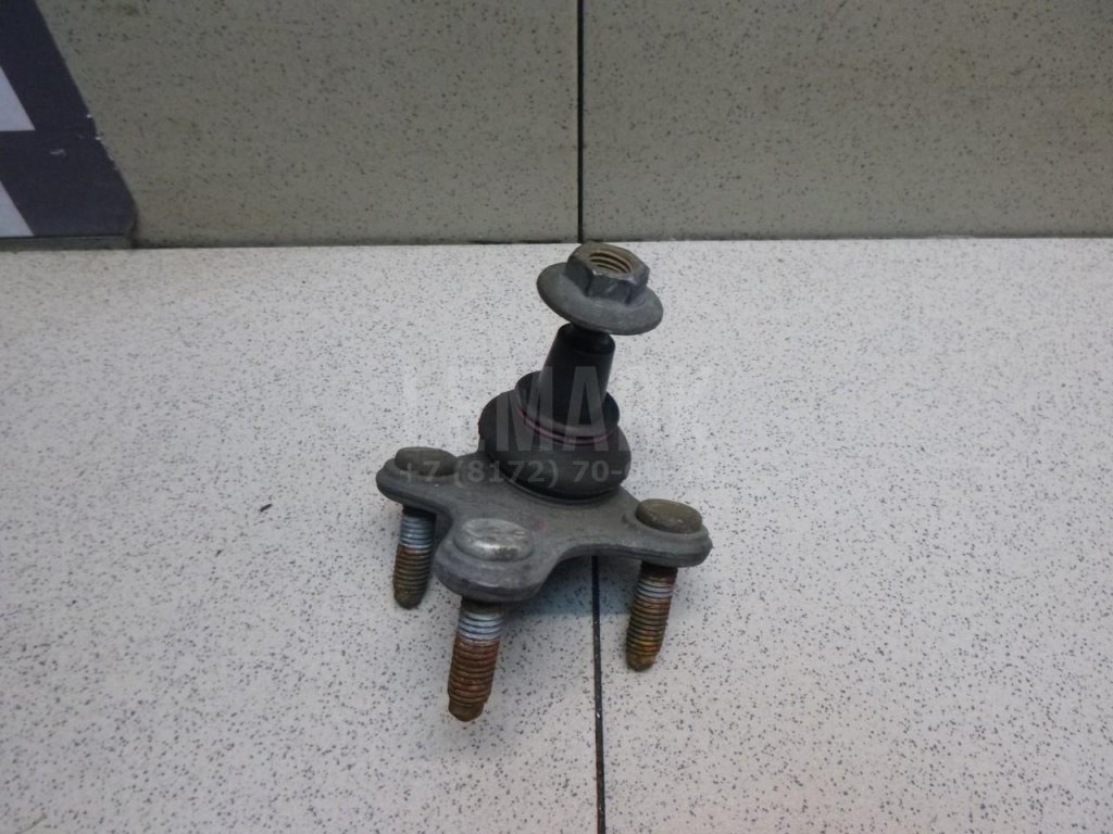 Опора шаровая правая передней подвески