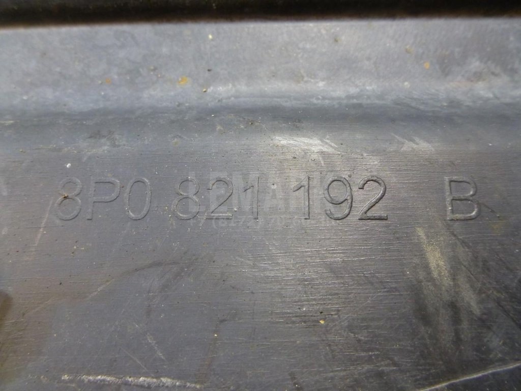 Локер передний правый передняя часть (сапожок)